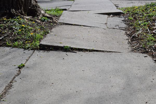 Concrete Sidewalk Leveling in Grosse Pointe